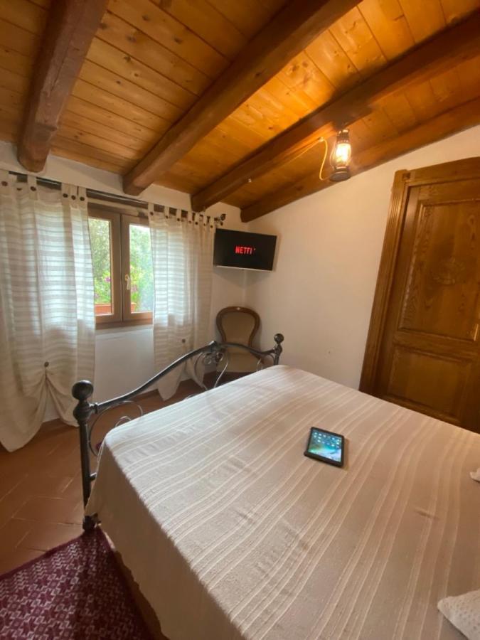 Appartement Su Lidone à Ozieri Extérieur photo