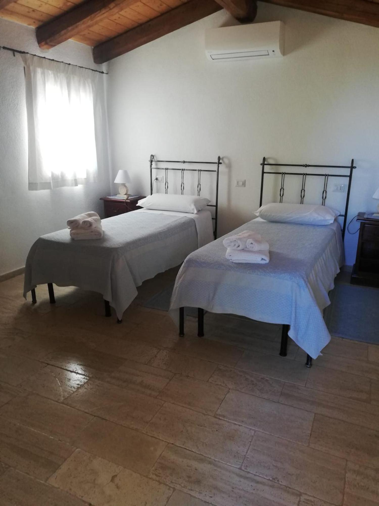 Appartement Su Lidone à Ozieri Extérieur photo